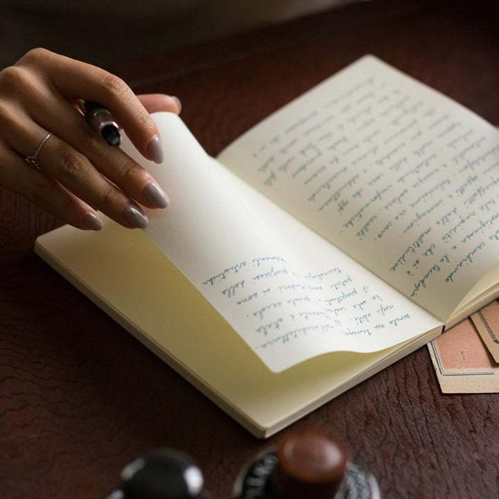 BOOK NOTE 360 Gridded Notebook - Red