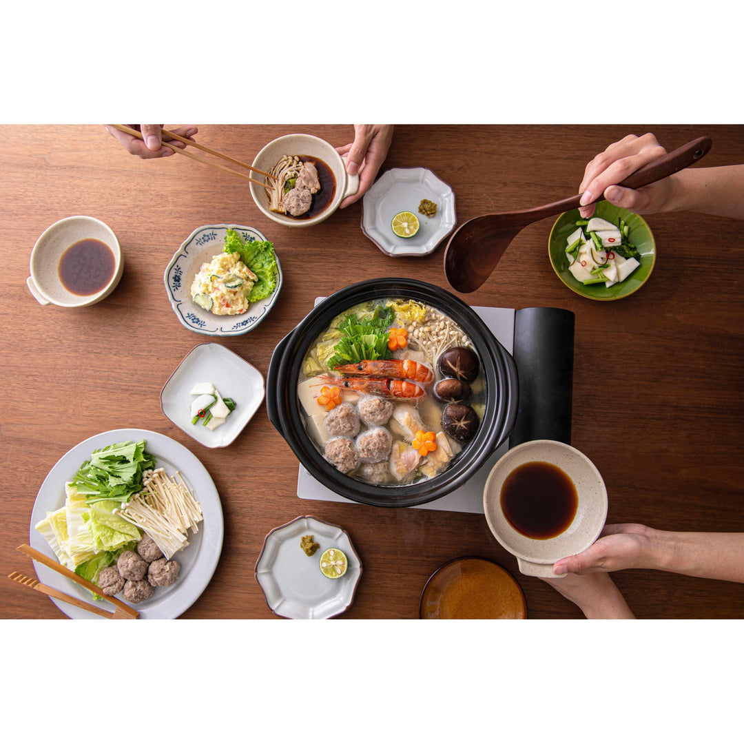 Ginpo Kikka Donabe/Casserole (White)  - Serves 2-3