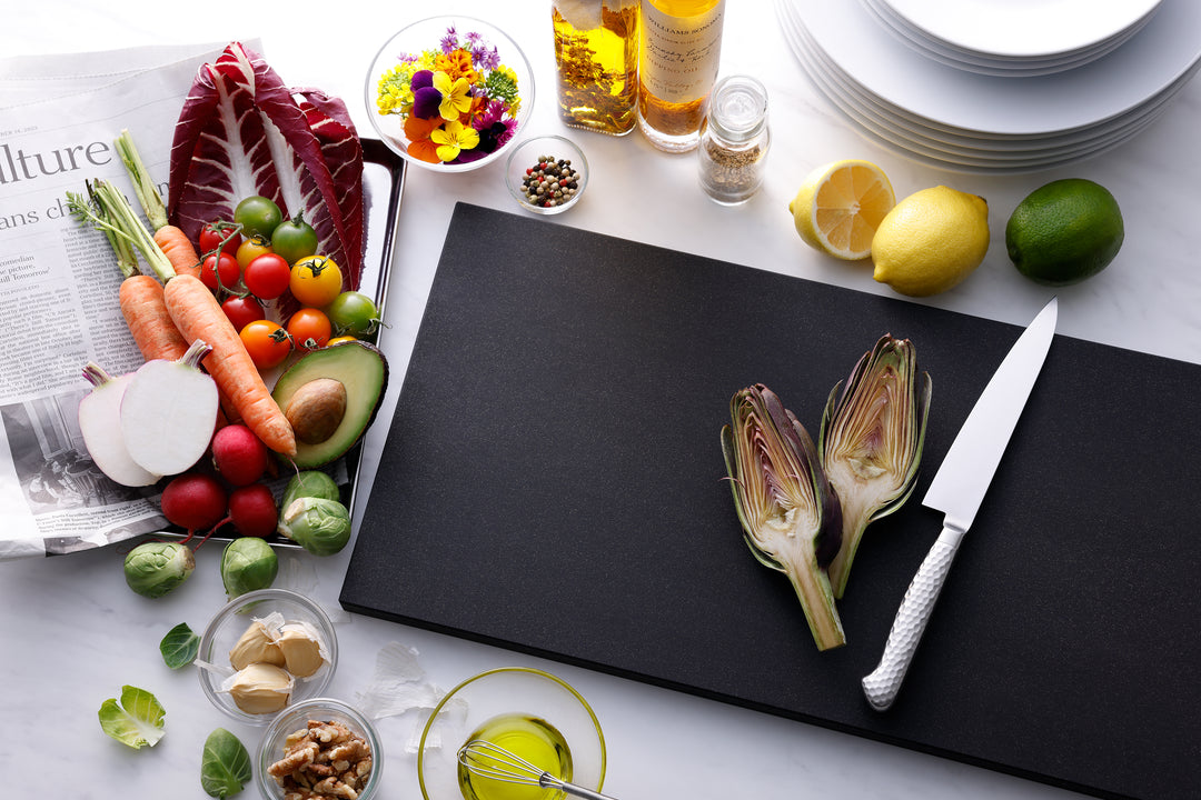 * PRE-ORDER* Parker Asahi “Wabber Black Pro L” Synthetic Rubber Cutting Board