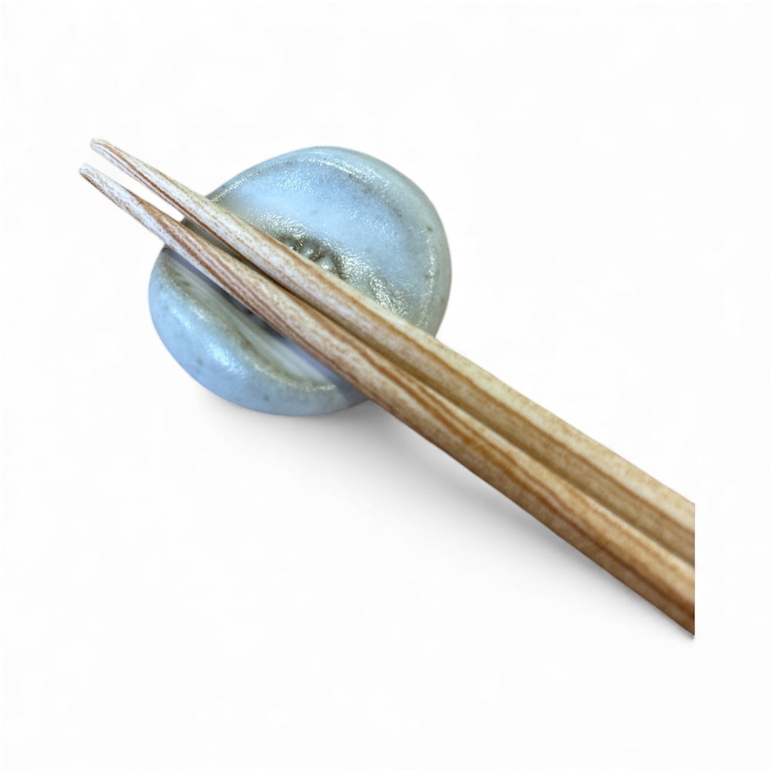 Hana Chopstick Rest