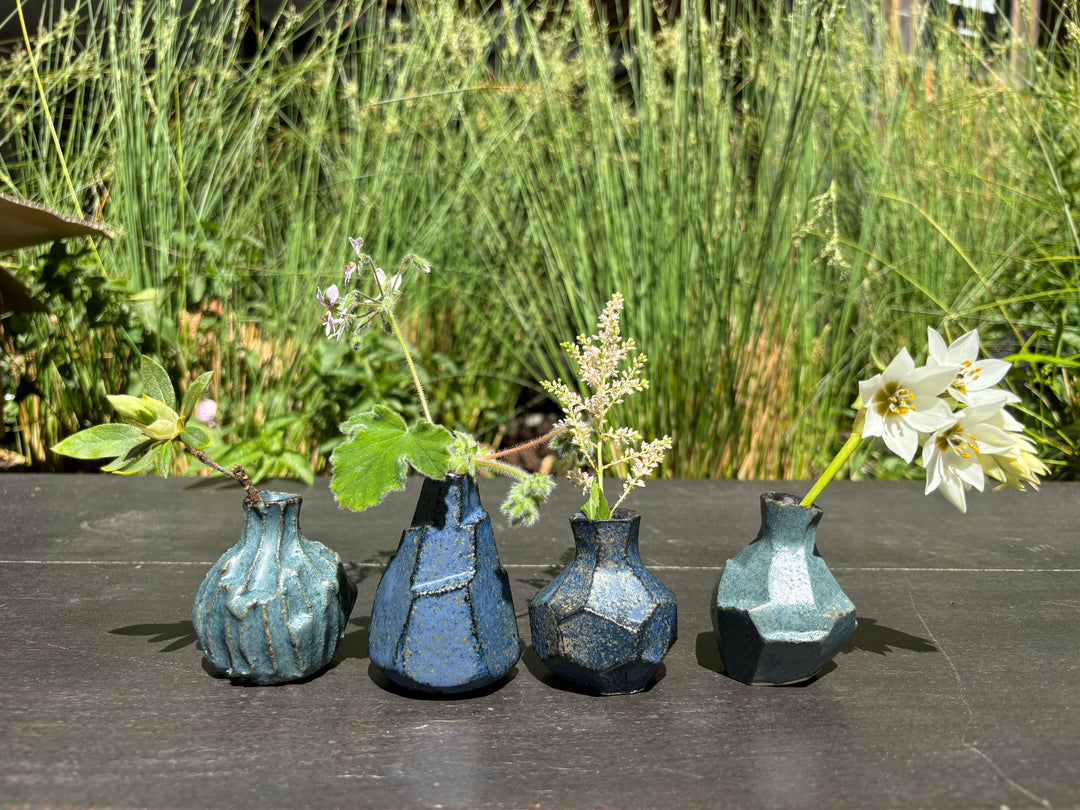 Single Flower Vase - Yama / Blue