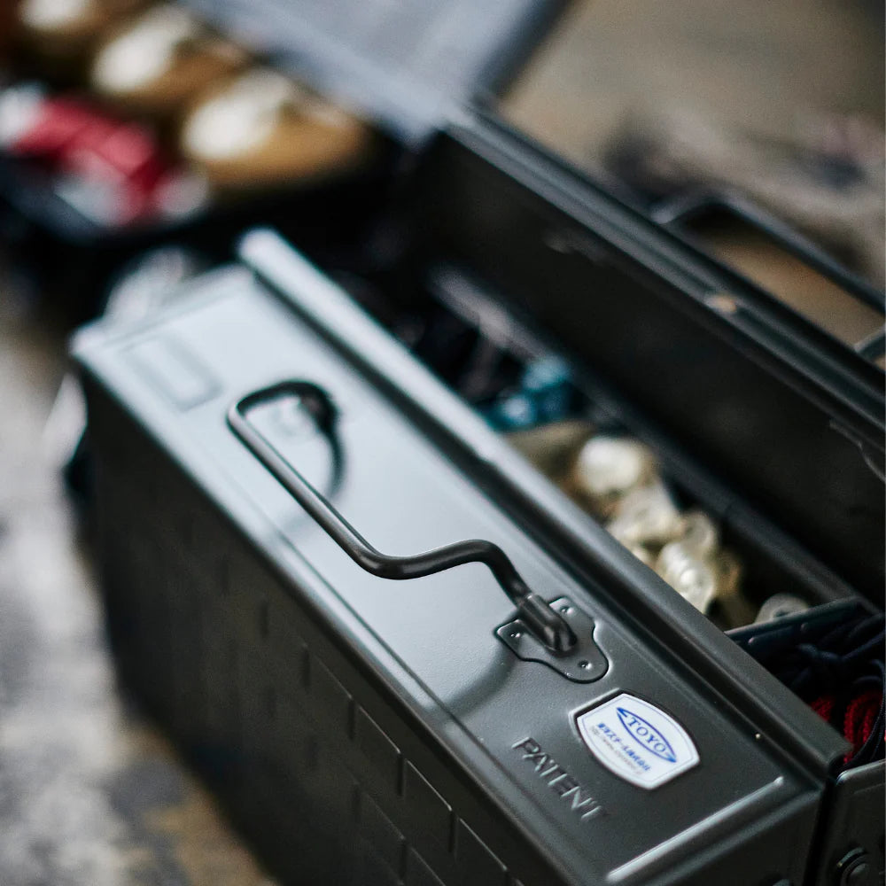 TOYO Cantilever Toolbox ST-350 - Black
