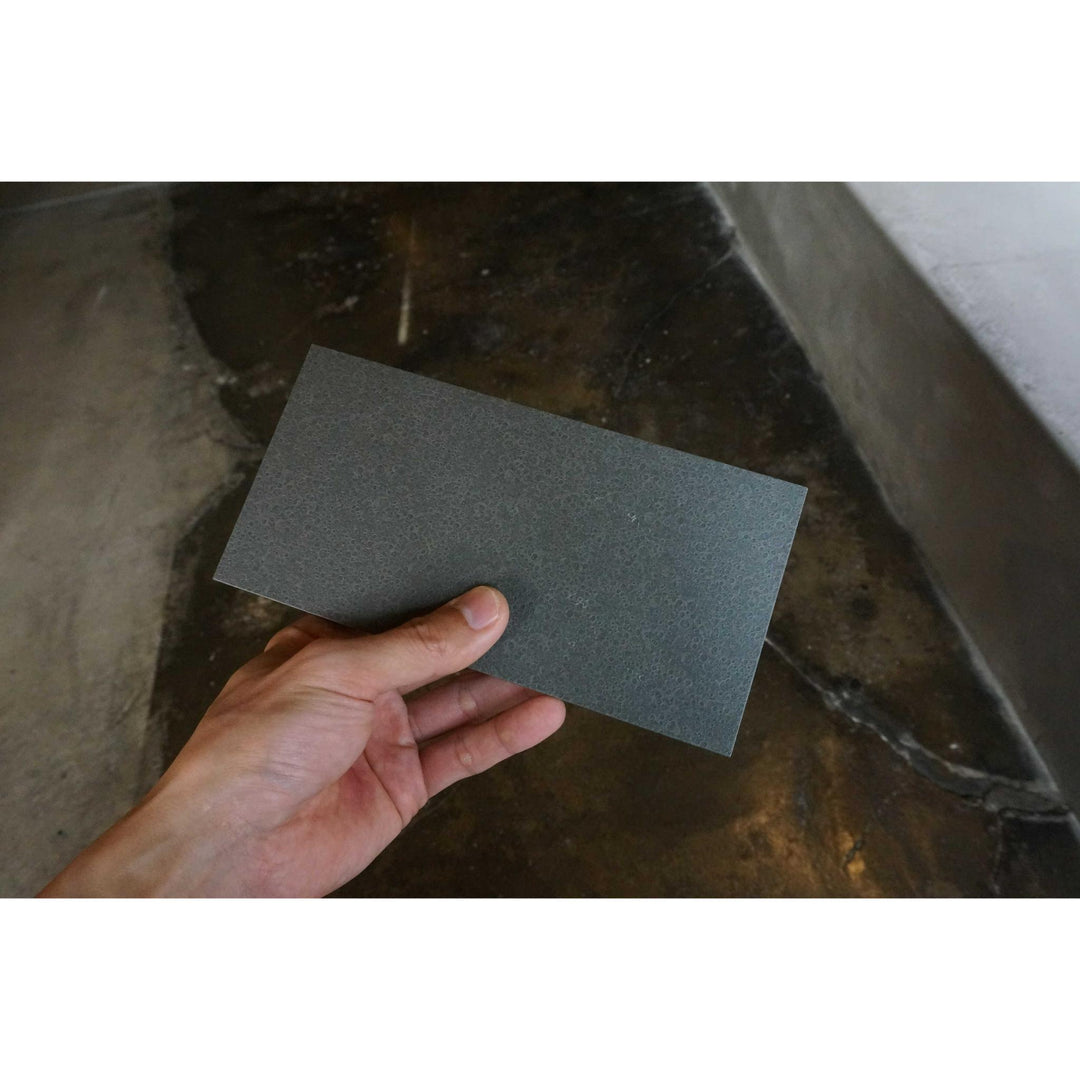 HAZE - Moon Surface Plate - Charcoal Black