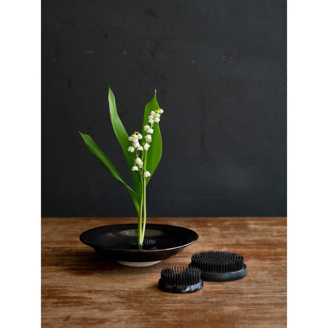 Black Kenzan Round (Spiky Frog) - Large